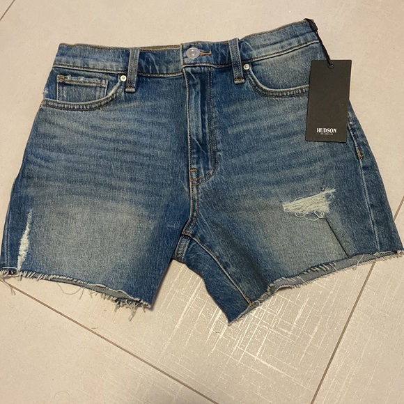 NWT! Hudson Denim Cutoffs - Picture 3 of 6